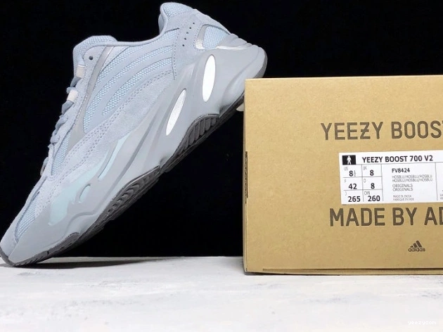 700 FV8424 v2 Adidas Yeezy Hospital Blue Boost 1012